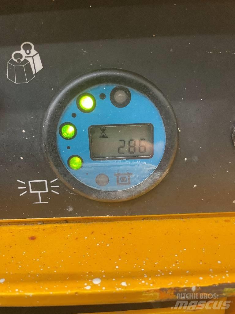 Haulotte Compact 8 Makasli platformlar
