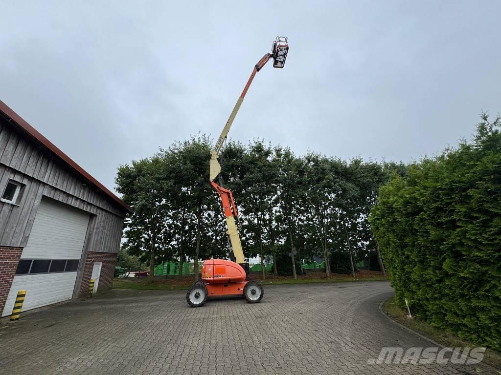 JLG 600 AJ Körüklü personel platformları