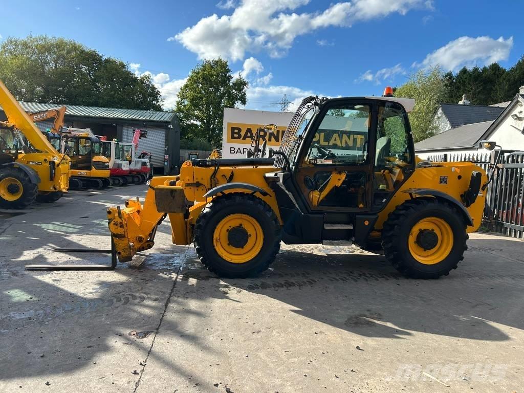 JCB 535-125 Hiviz Teleskopik yükleyiciler