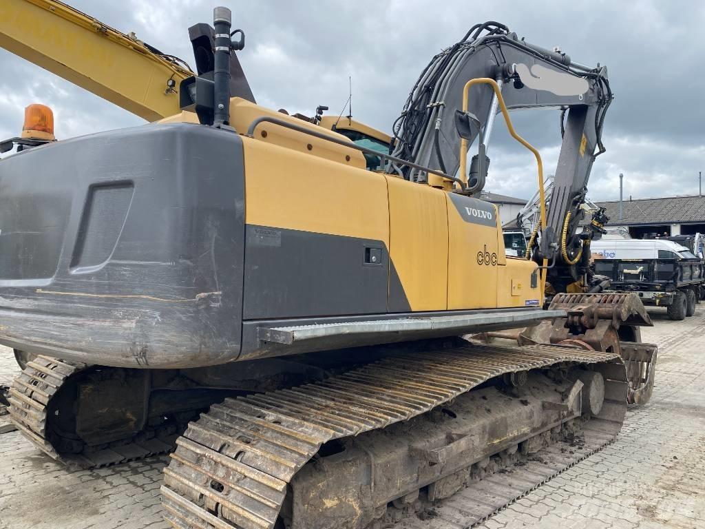 Volvo EC 220 D Paletli ekskavatörler