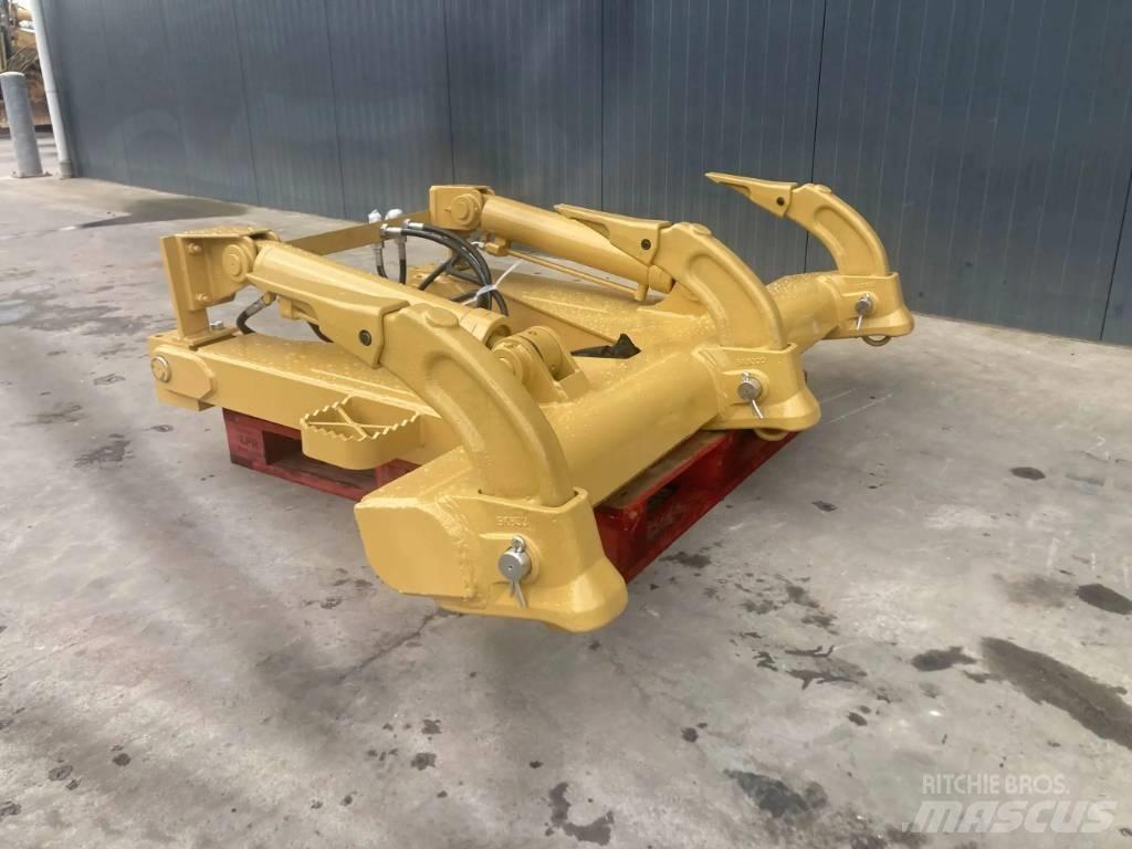CAT D5M Ripper Kaziyici