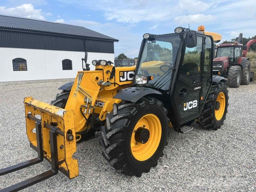 JCB 527-58 Agri Plus Tarimsal teleskopik yükleyiciler