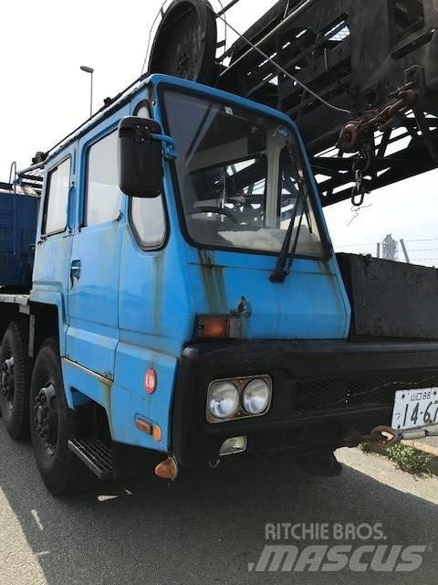 Sumitomo ST350MT Arazi Tipi Vinçler (RT)
