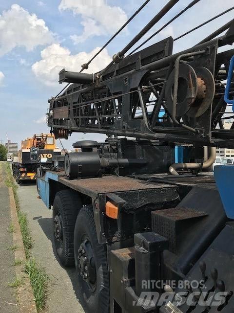 Sumitomo ST350MT Arazi Tipi Vinçler (RT)
