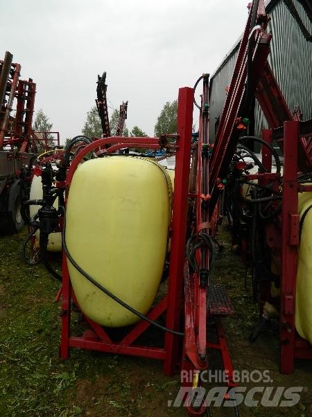 Hardi 600 Çekilir pülverizatörler