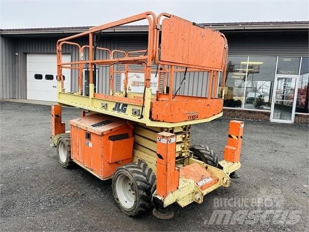 JLG 260 MRT Makasli platformlar