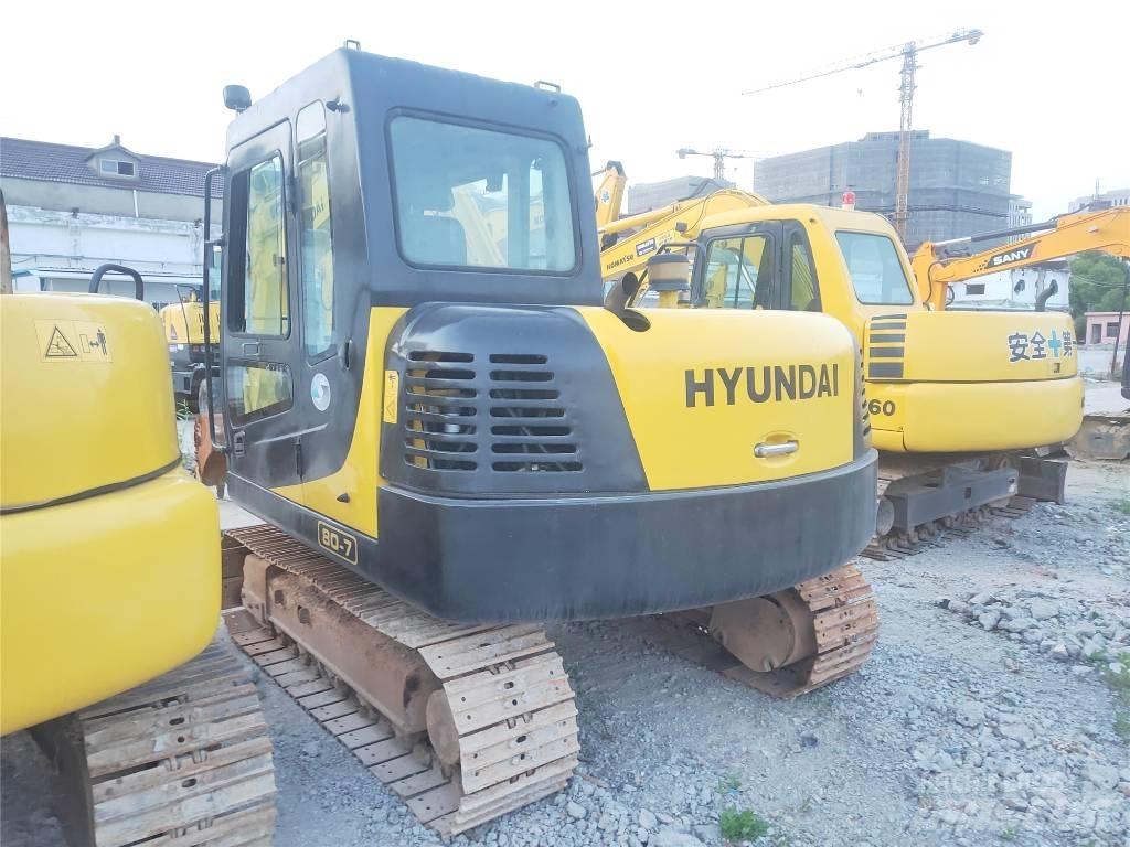 Hyundai R80-7 Paletli ekskavatörler
