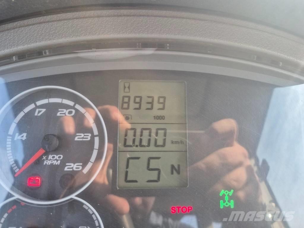 CLAAS Arion 610 Traktörler