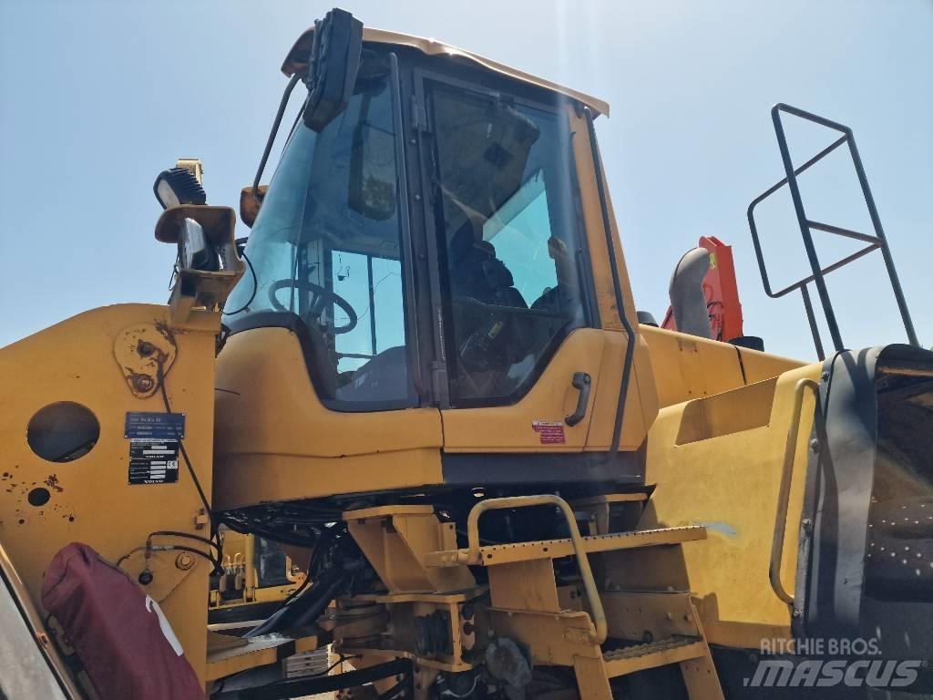 Volvo L 220 F Tekerlekli yükleyiciler