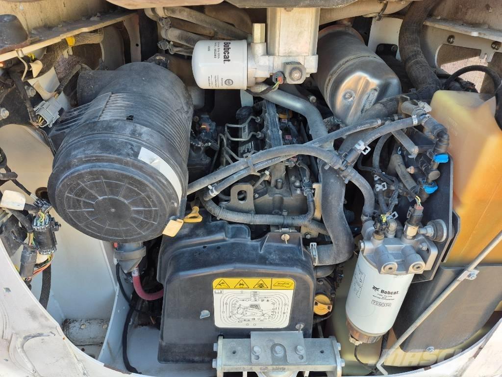 Bobcat T 66 Skid steer loderler