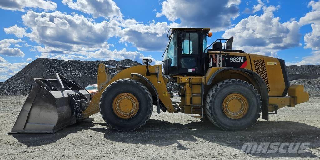 CAT 982 M Tekerlekli yükleyiciler