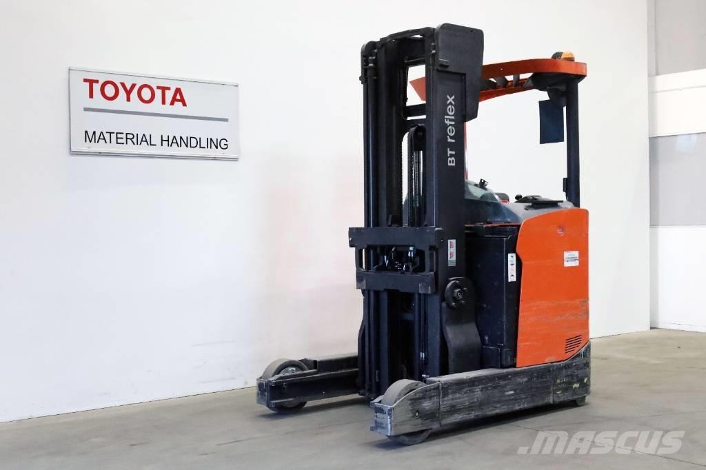 Toyota RRE200H Reach truck - depo içi istif araçları