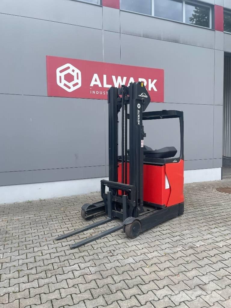 Linde R 16 Reach truck - depo içi istif araçları