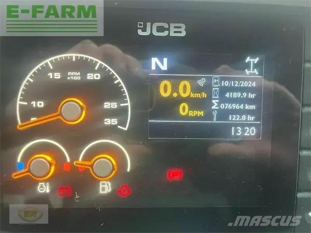 JCB fastrac 4220 Traktörler