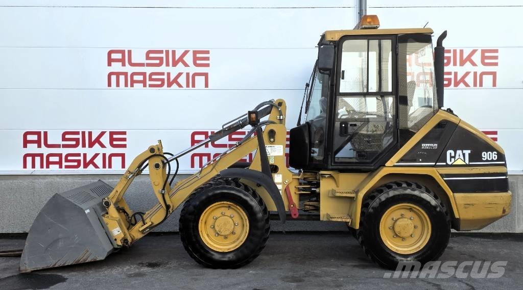 CAT 906 Tekerlekli yükleyiciler