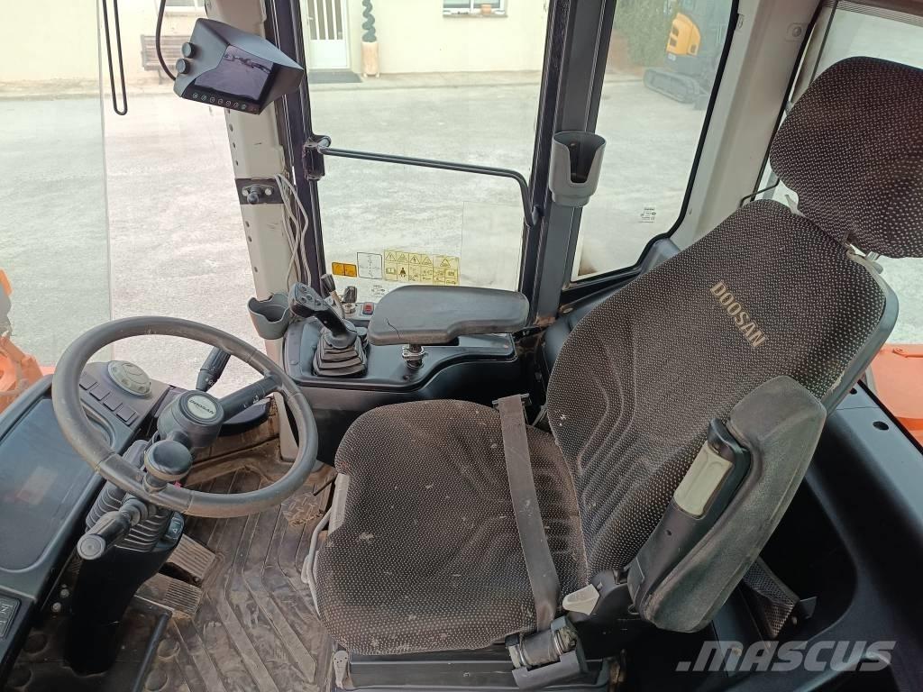 Doosan DL200-5 Mini yükleyiciler