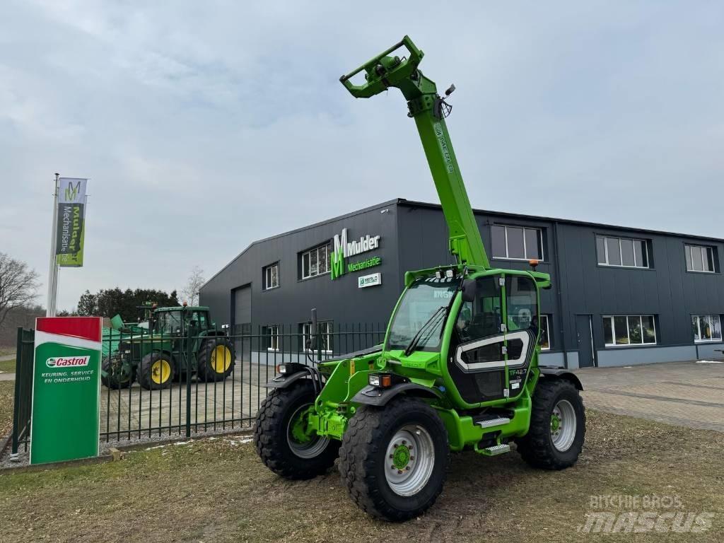 Merlo TF 42.7 CS Tarimsal teleskopik yükleyiciler