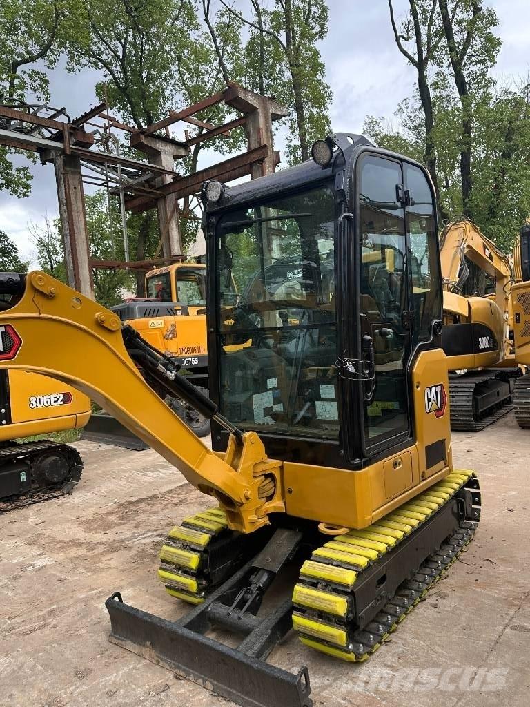 CAT CAT302 Mini ekskavatörler, 7 tona dek