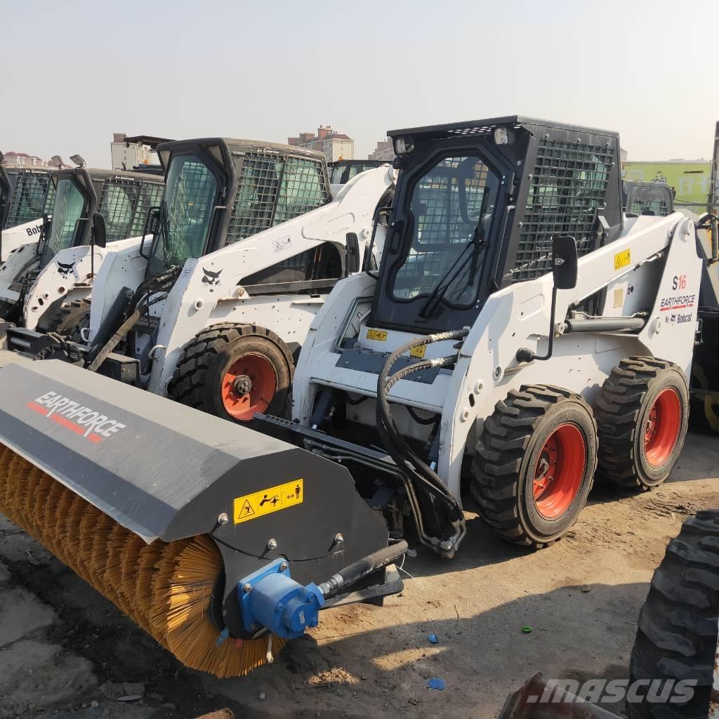 Bobcat S16 Skid steer loderler