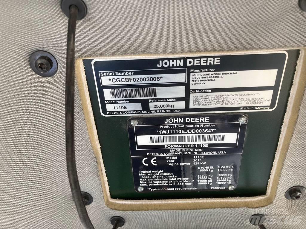 John Deere 1110E Tomruk yükleyici traktörler
