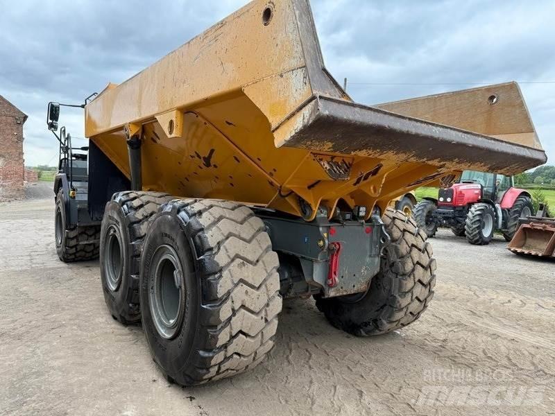 Liebherr TA 230 Belden kirma kaya kamyonu