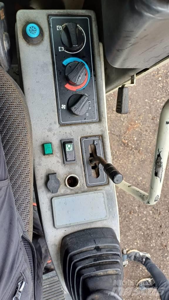 Volvo EW 140 Lastik tekerli ekskavatörler
