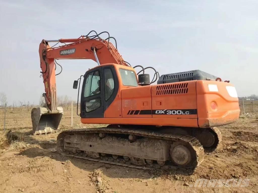 Doosan DX300LC Paletli ekskavatörler