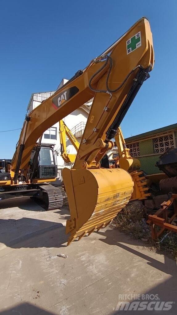 CAT 330 D2 Paletli ekskavatörler