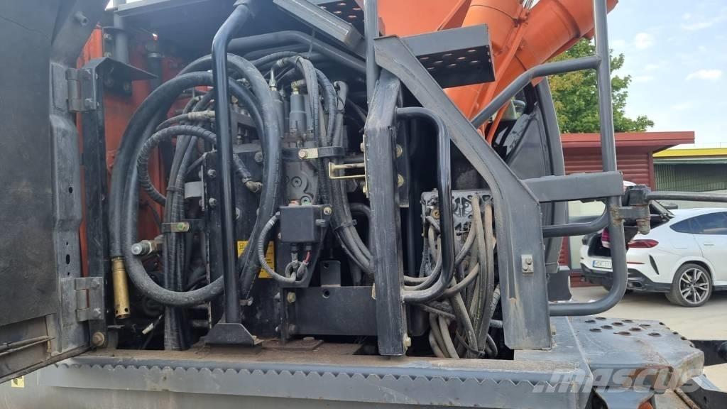 Hitachi ZX 140 W-3 Lastik tekerli ekskavatörler