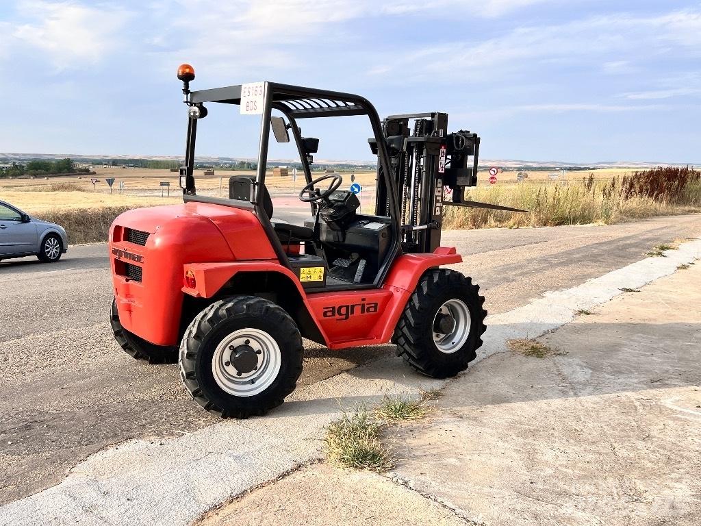 Agria TH30.21 Arazi tipi forklift