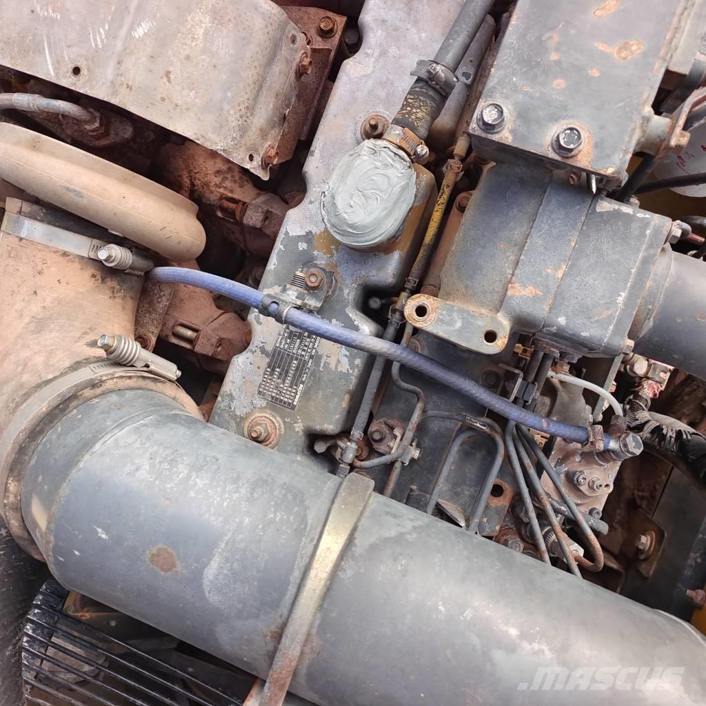 Komatsu PC 300 Paletli ekskavatörler