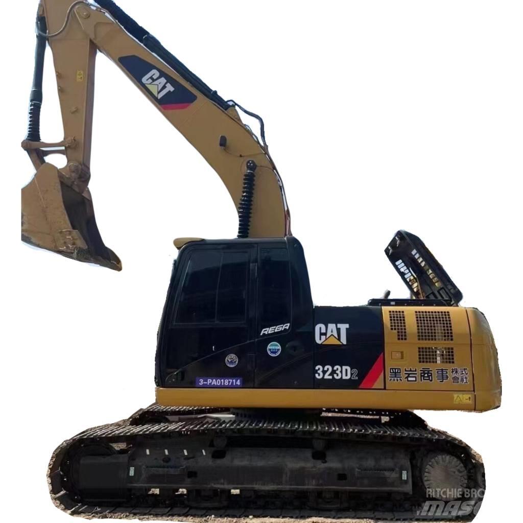 CAT 323 D Paletli ekskavatörler