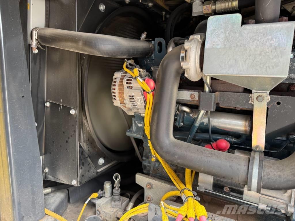 Bomag BW 174 AP-4V Çift tamburlu silindirler