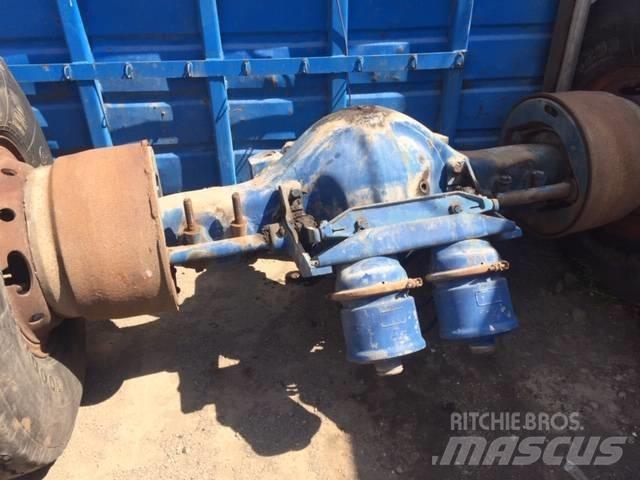 Scania 142 M Kabinler