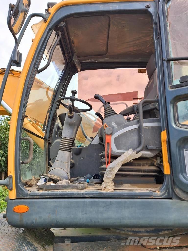 Hyundai Robex 140 W Lastik tekerli ekskavatörler