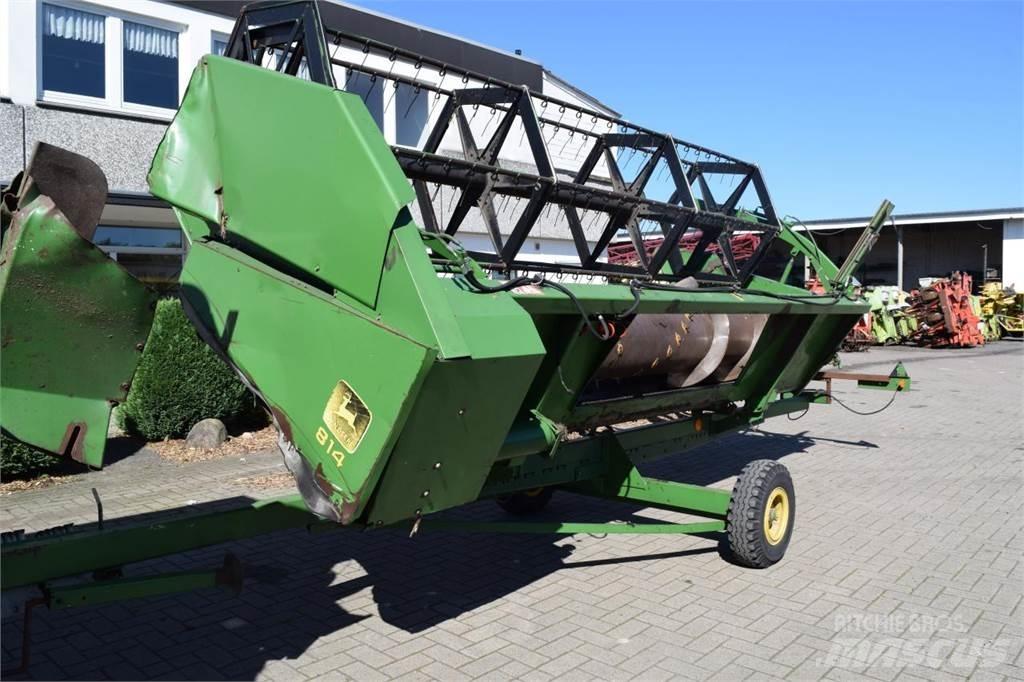 John Deere 1177 Biçerdöverler