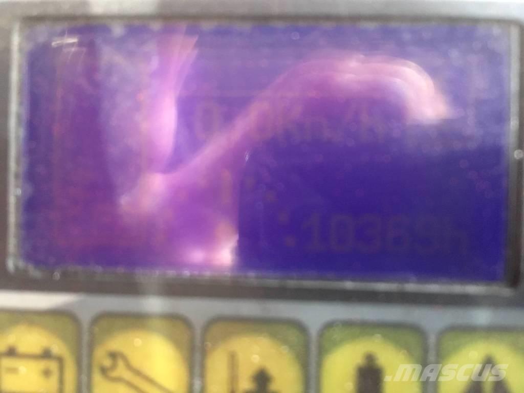 Hyster N35ZDR Reach truck - depo içi istif araçları