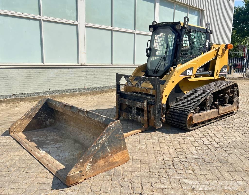 CAT 277 B    2006 Skid steer loderler