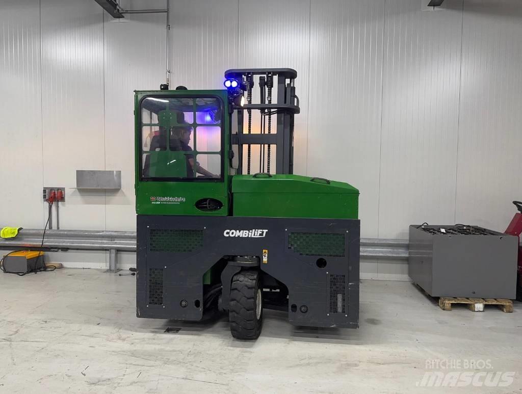 Combilift C 4000 E Sideloader - dört yönlü forkliftler