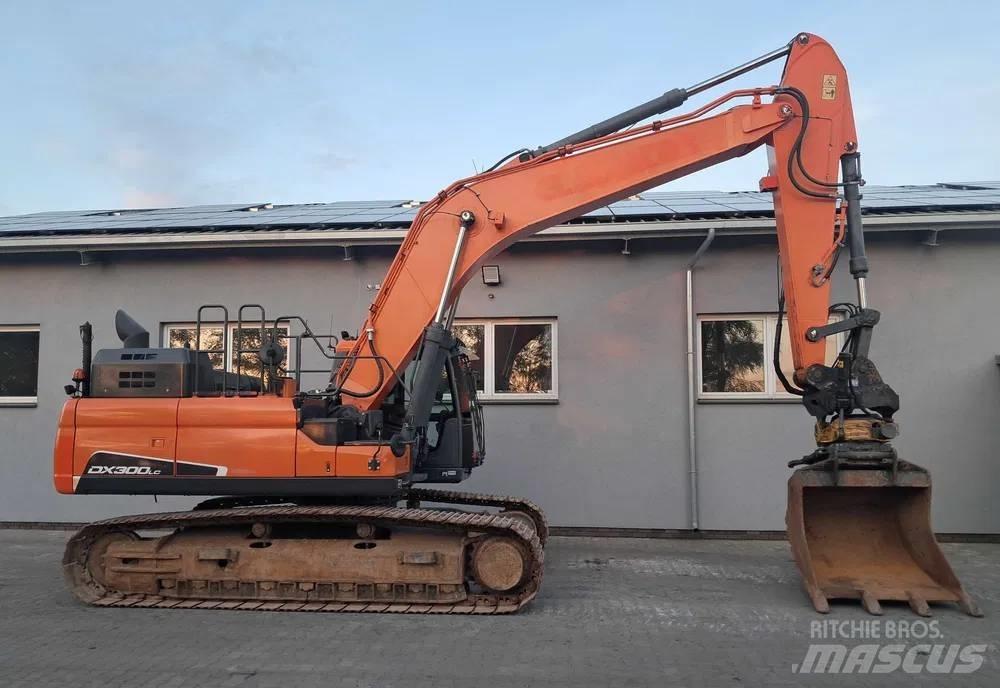 Doosan DX 300 LC-5 Paletli ekskavatörler