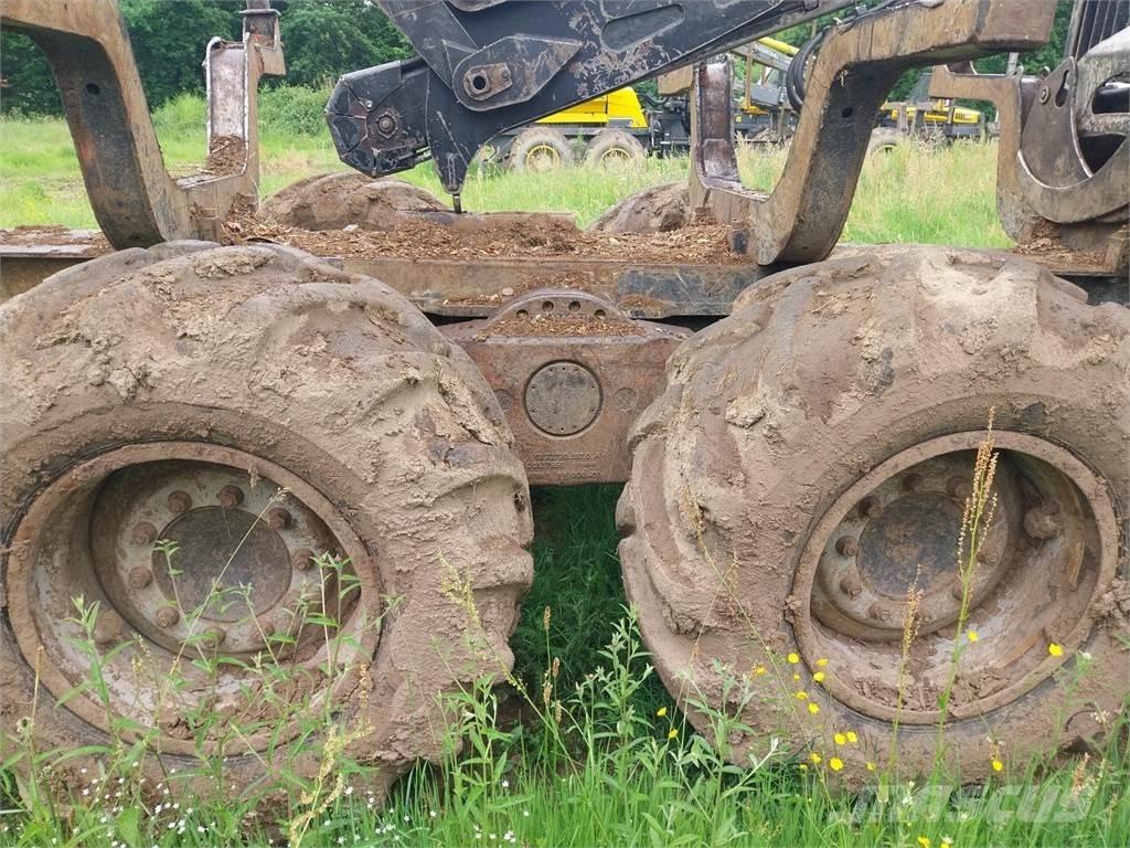 Komatsu 860.4 Tomruk yükleyici traktörler