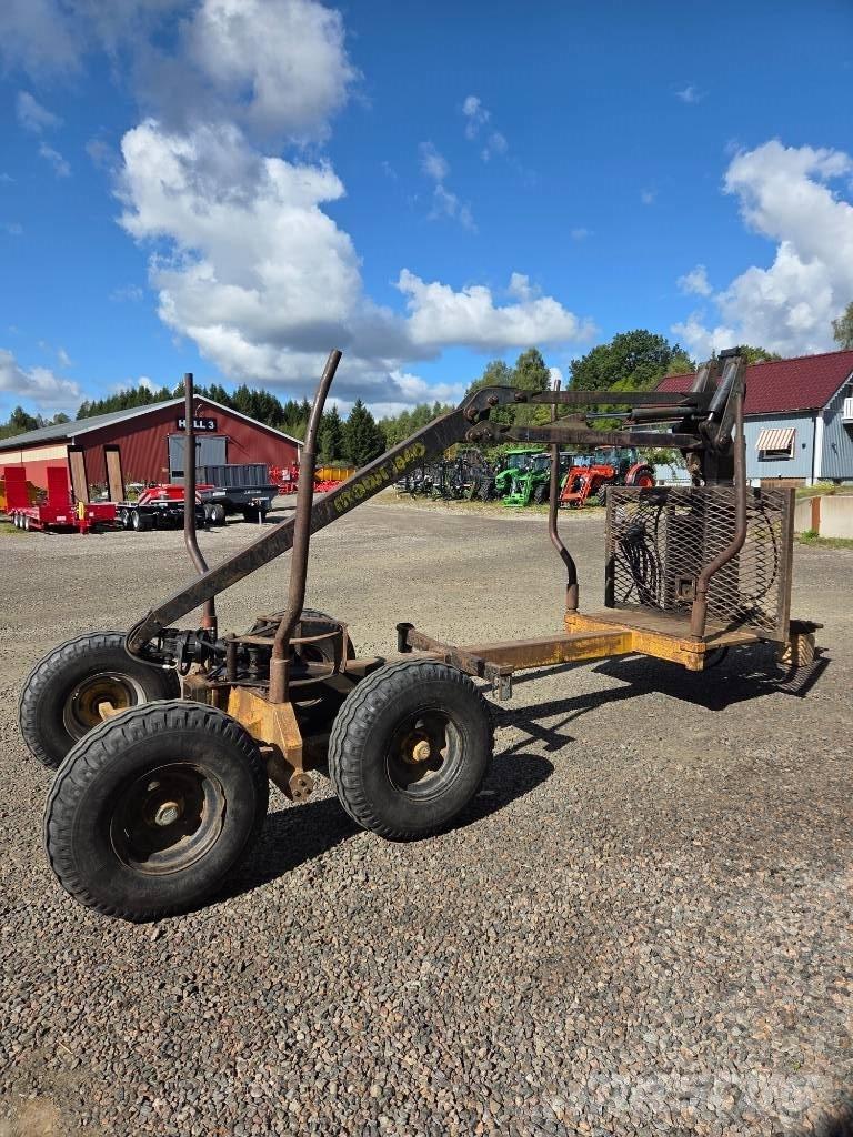 Mowi 1840 Orman römorkları