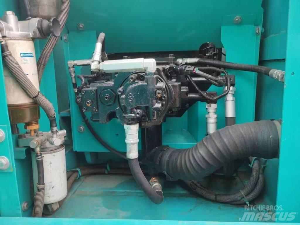 Kobelco 130 Paletli ekskavatörler