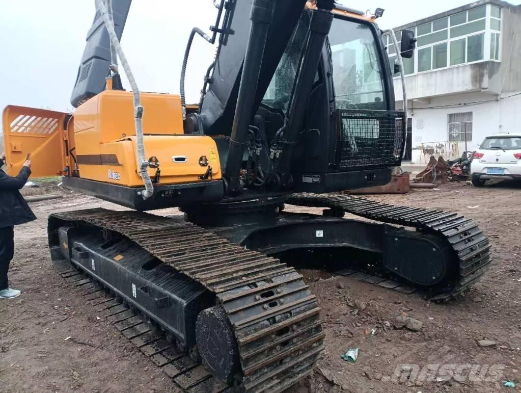 Hyundai 220LC-9S Paletli ekskavatörler