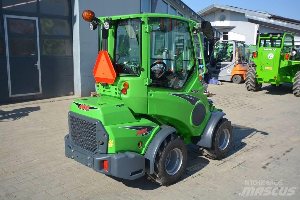 Avant 650 i Mini yükleyiciler