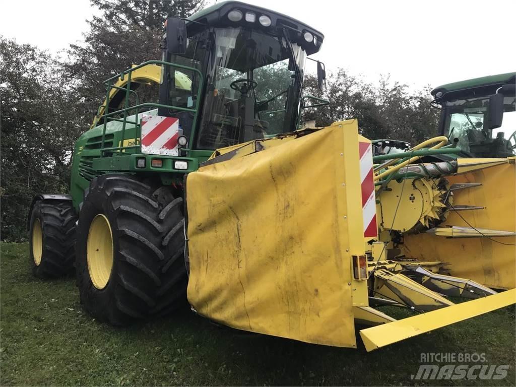 John Deere 7350 Kendi yürür silaj makinalari