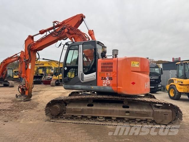 Hitachi ZX 225 US LC Paletli ekskavatörler
