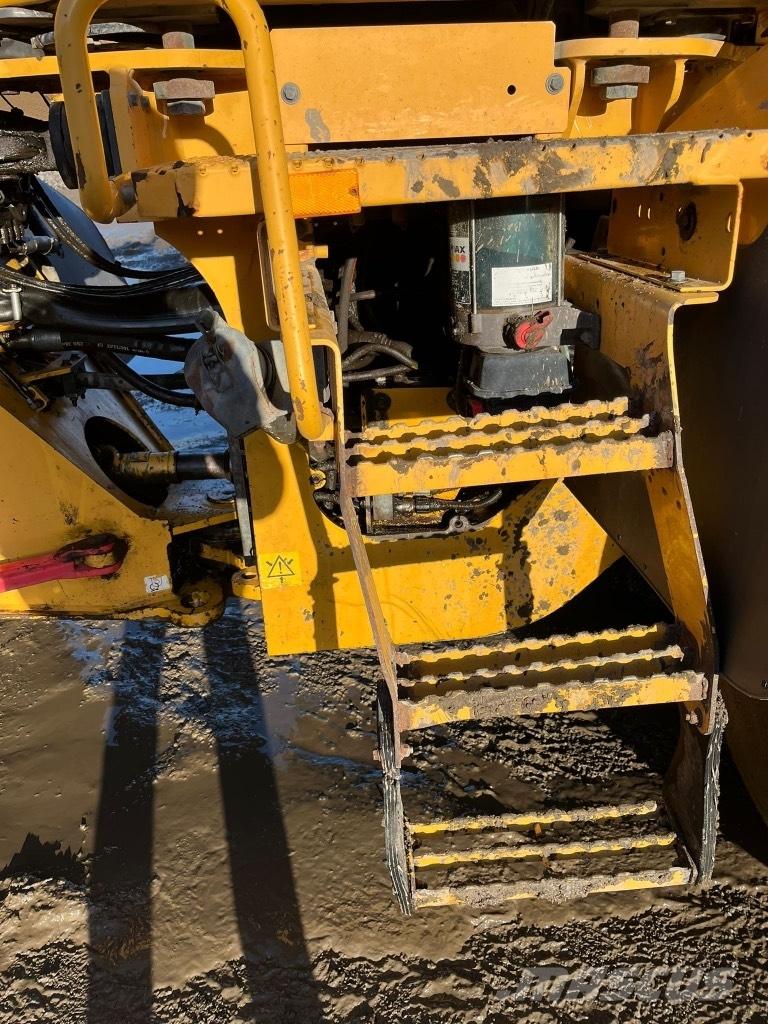 Volvo L 120 F Tekerlekli yükleyiciler
