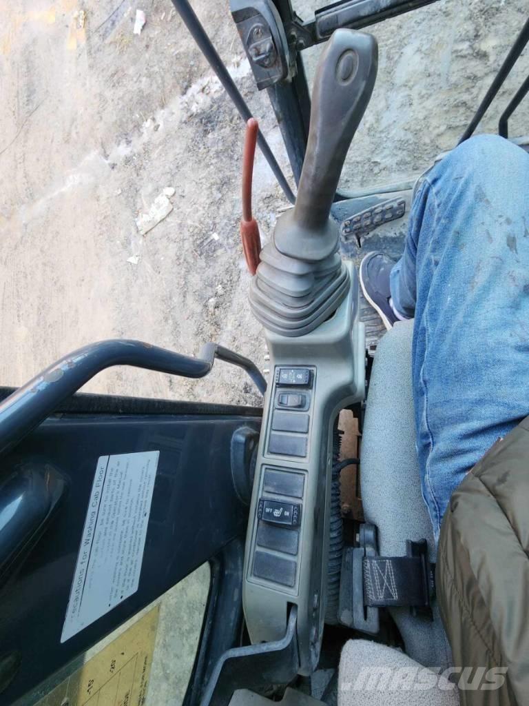 DEERE 245G LC Paletli ekskavatörler