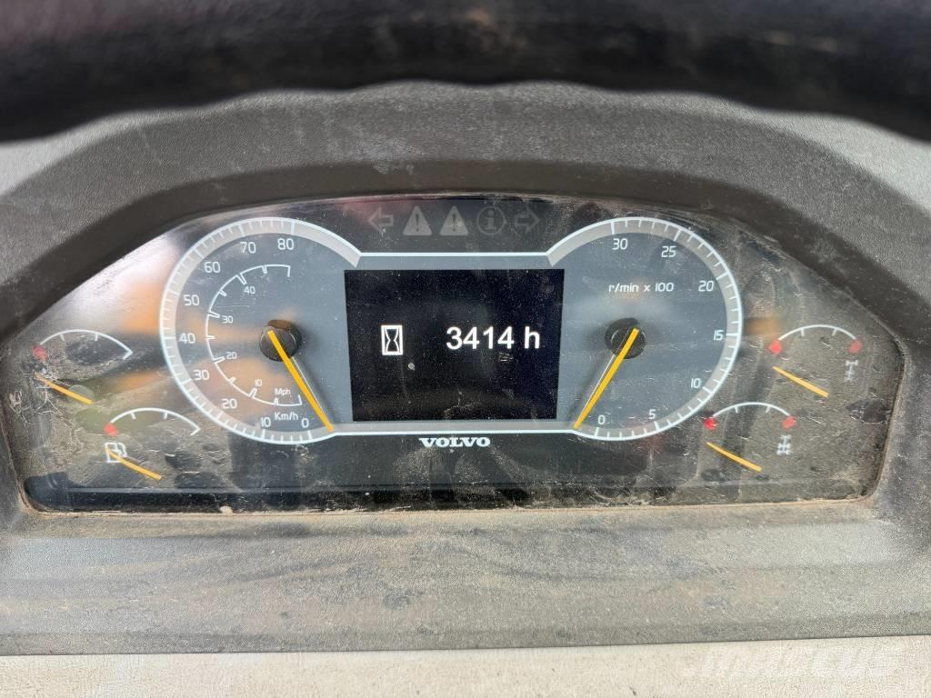 Volvo A 30 G Belden kirma kaya kamyonu